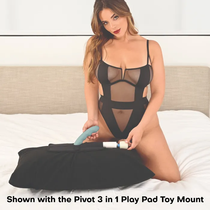 Female Sex Toys Sportsheets Pivot Waterproof Pillow Protector
